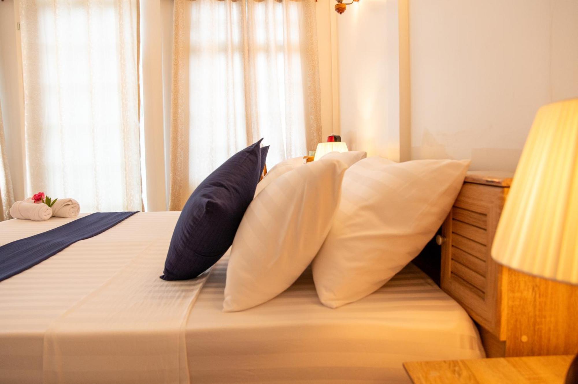 Biosphere Inn Dharavandhoo Buitenkant foto