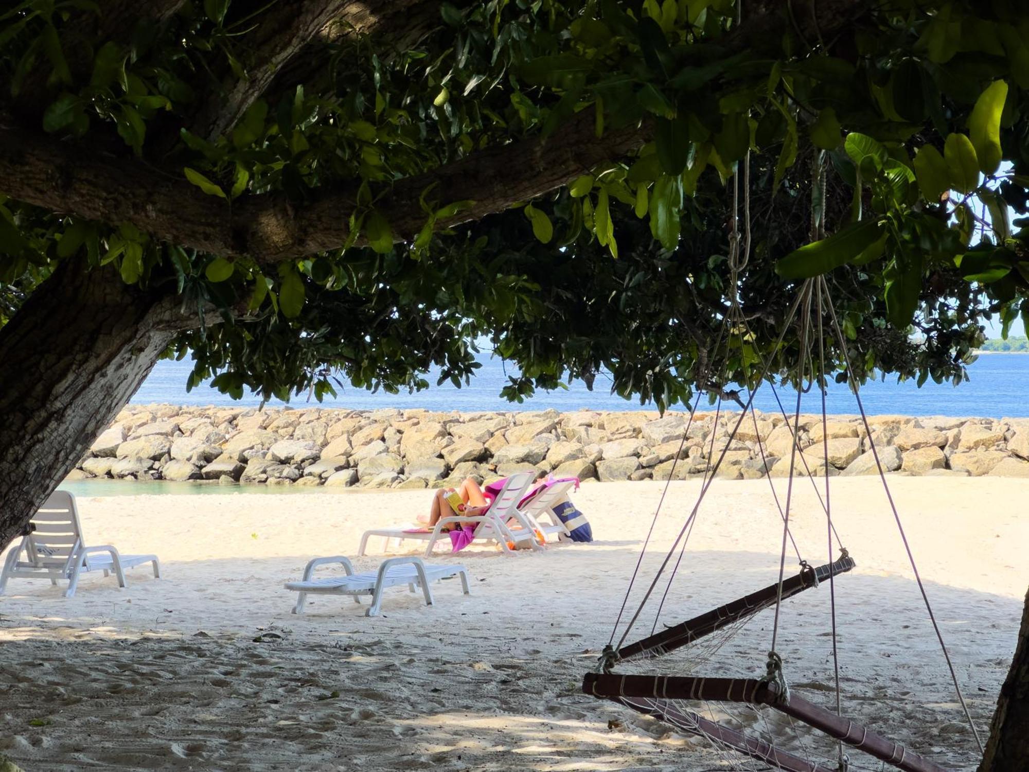 Biosphere Inn Dharavandhoo Buitenkant foto